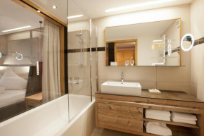Гостиница Hotel Walliserstube, Дамюльс